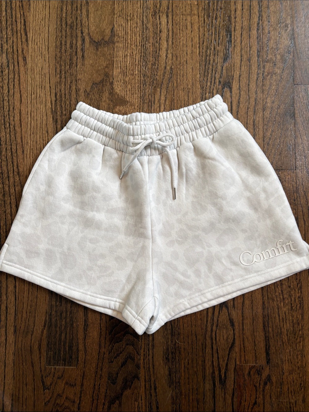 Comfrt Minimalist Limited Edition Snow Leopard Shorts (XS)